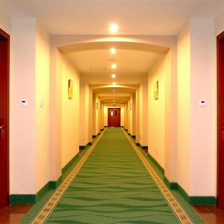 Greentree Inn Hebei Qinhuangdao Peace Avenue Express Hotel Eksteriør bilde