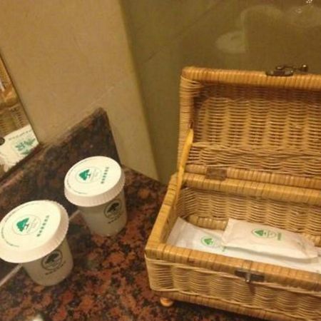 Greentree Inn Hebei Qinhuangdao Peace Avenue Express Hotel Eksteriør bilde